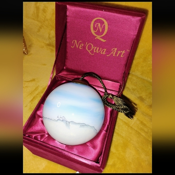 Ne'Qwa Art You Melt My Heart Christmas Ornament - Picture 2 of 6